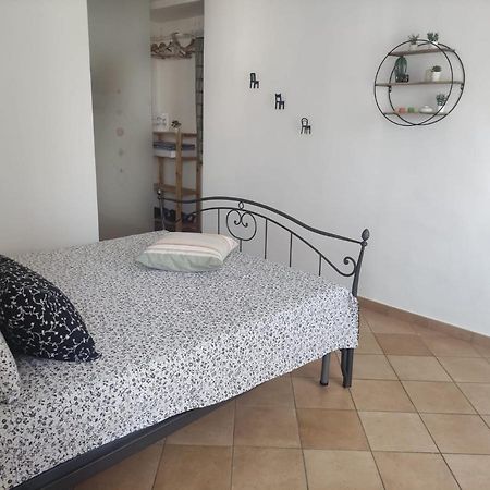 Appartamento A Casa Justa Holiday House City Center Napoli Esterno foto