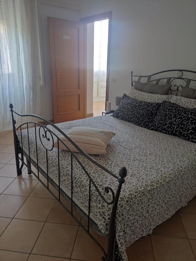 Appartamento A Casa Justa Holiday House City Center Napoli Esterno foto