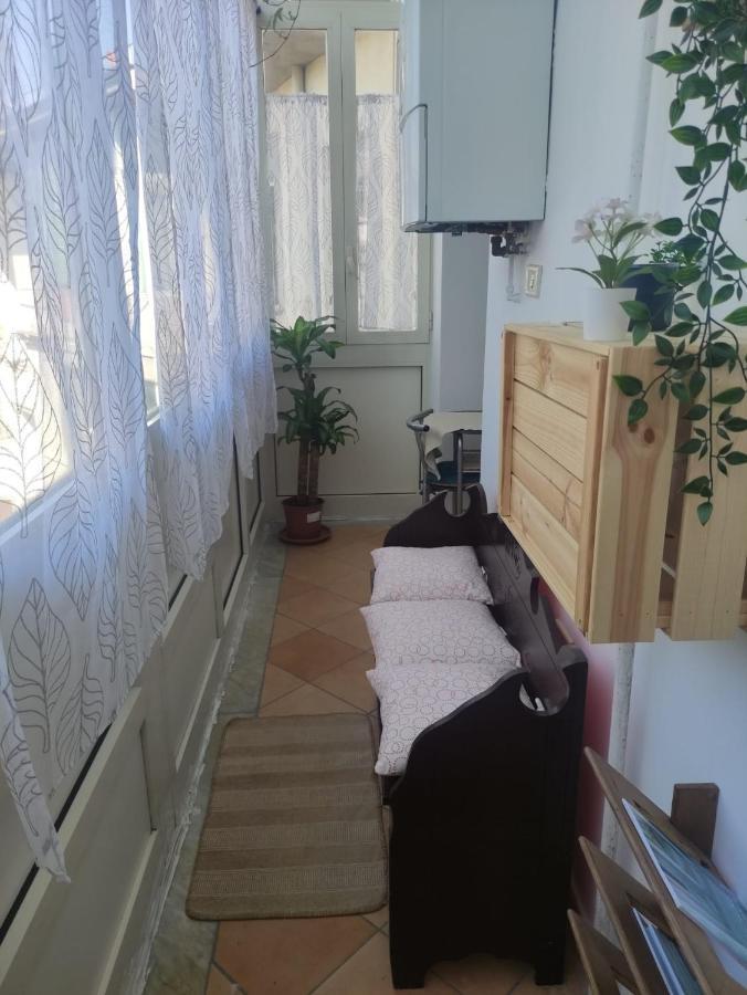 Appartamento A Casa Justa Holiday House City Center Napoli Esterno foto