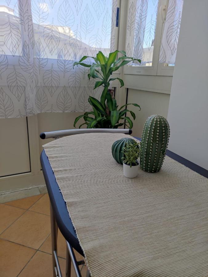 Appartamento A Casa Justa Holiday House City Center Napoli Esterno foto