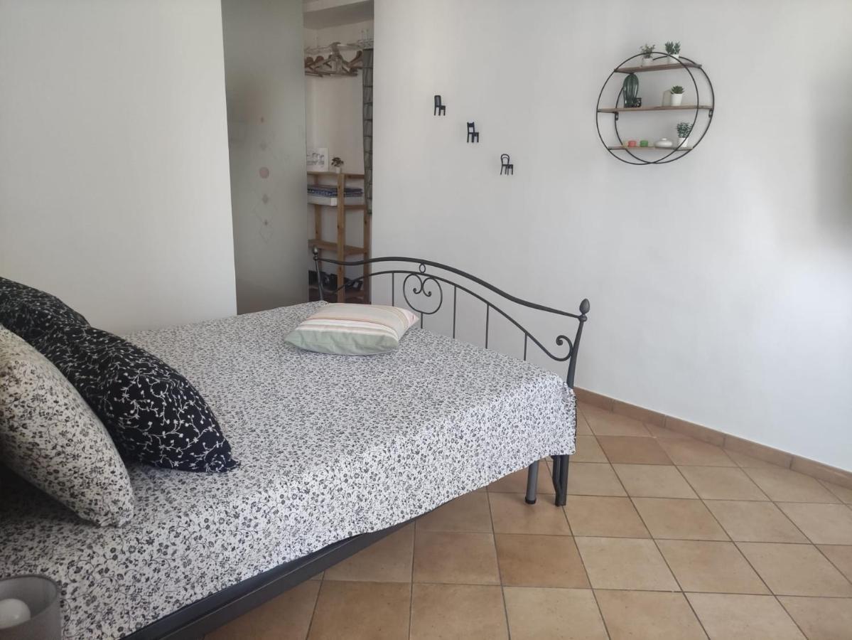Appartamento A Casa Justa Holiday House City Center Napoli Esterno foto